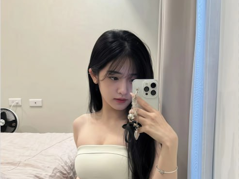 湖北武汉大学小情侣居家做爱私拍泄密！颜值清纯身材丰满 大奶肥臀极致诱人 被疯狂抽插高潮迭起