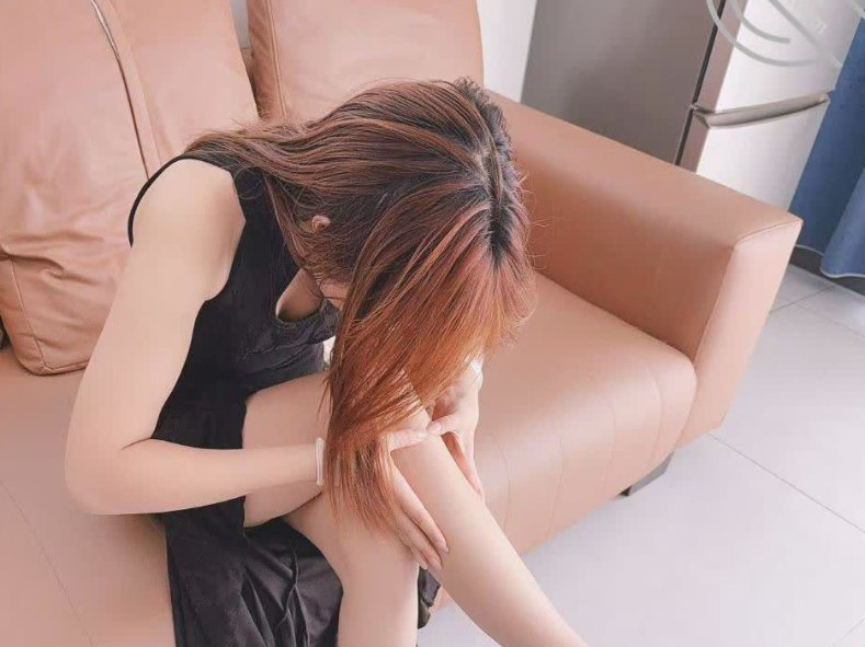 嫂子网贷逾期急用钱，趁机玩弄嫂子 海角社区乱伦